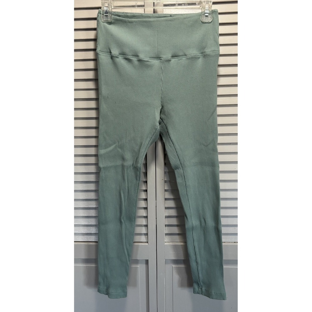 PINK YOGA Victorias Secret Mid Rise Mint Green Ankle Legging Size L Active